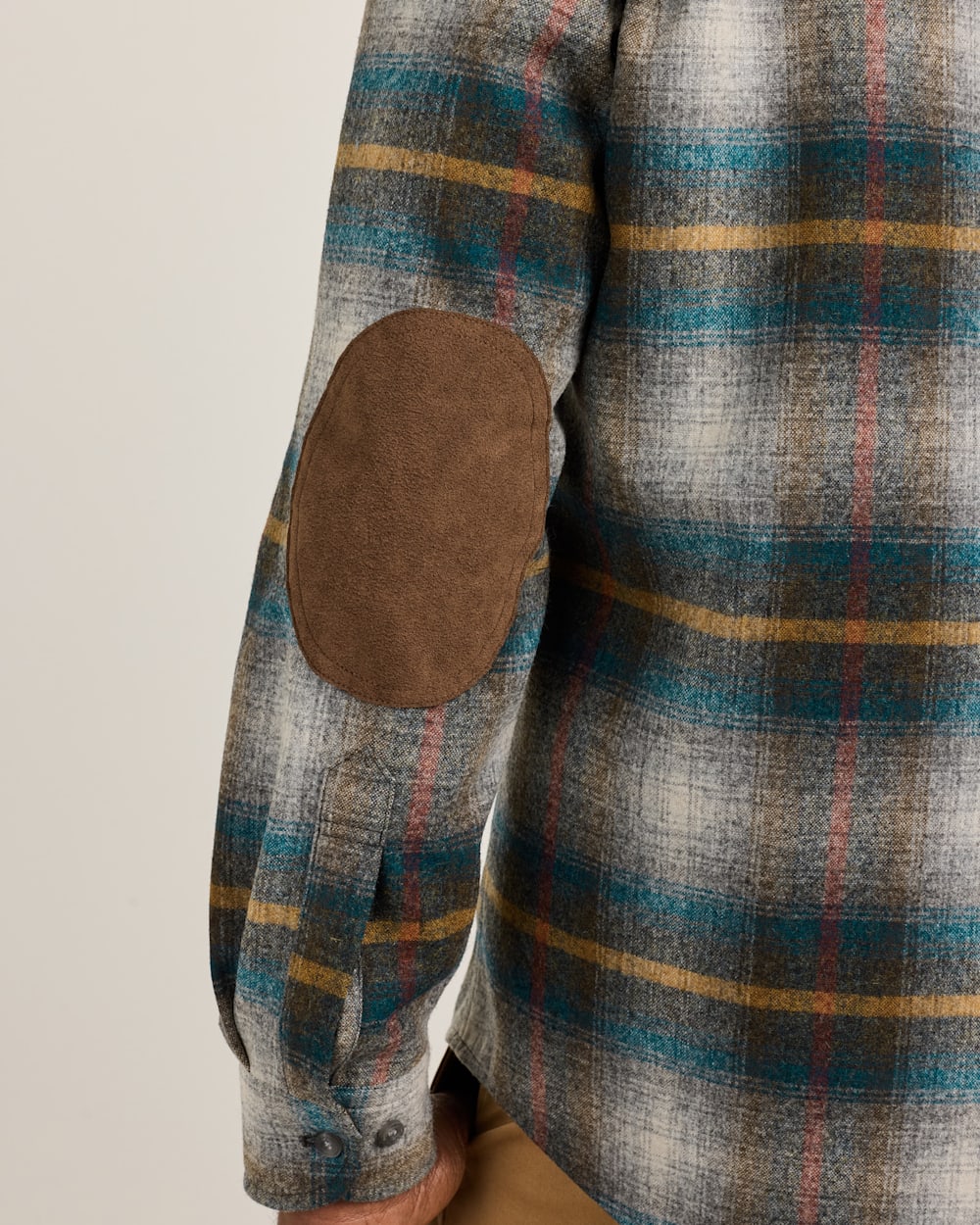 ALTERNATE VIEW OF MEN'S PLAID TRAIL SHIRT IN GREY MULTI PLAID image number 5
