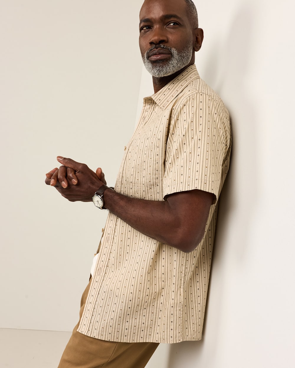 ALTERNATE VIEW OF MEN'S SHORT-SLEEVE SHORELINE COTTON SHIRT IN ECRU HARDING STRIPE image number 3