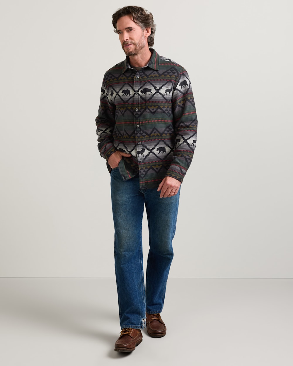 ALTERNATE VIEW OF MEN'S LOST TRAIL COTTON CHAMOIS SHIRT IN BLACK image number 2