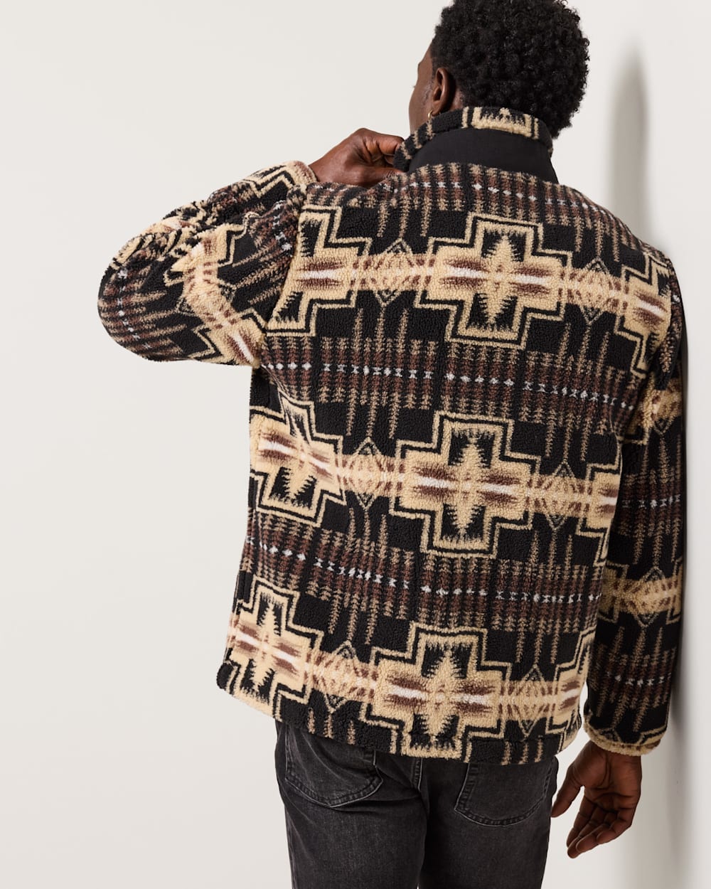 ALTERNATE VIEW OF MEN'S HARDING FLEECE JACKET IN BLACK/TAN image number 3