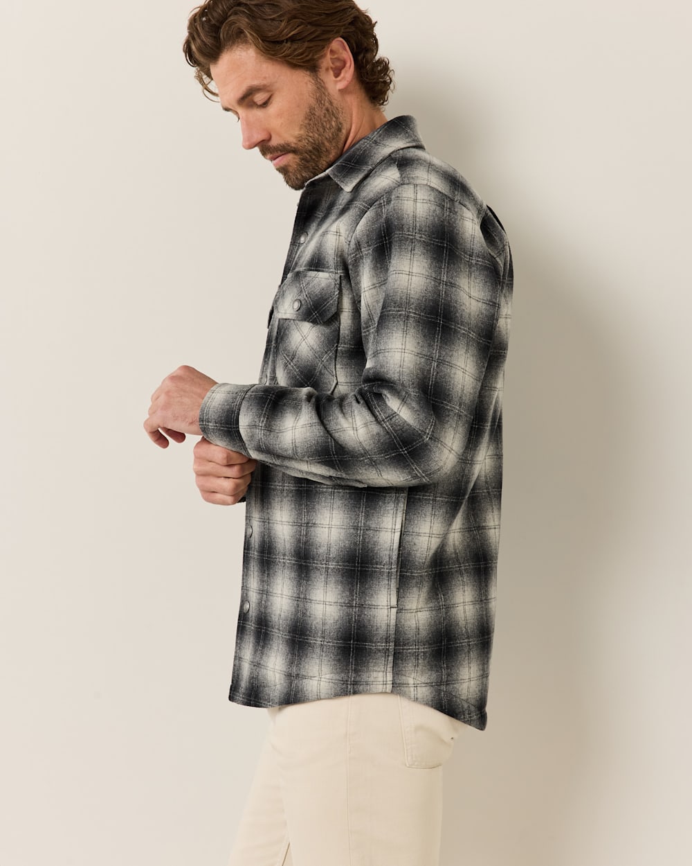 ALTERNATE VIEW OF MEN'S PLAID QUILTED WOOL CPO JACKET IN CHARCOAL OMBRE image number 2