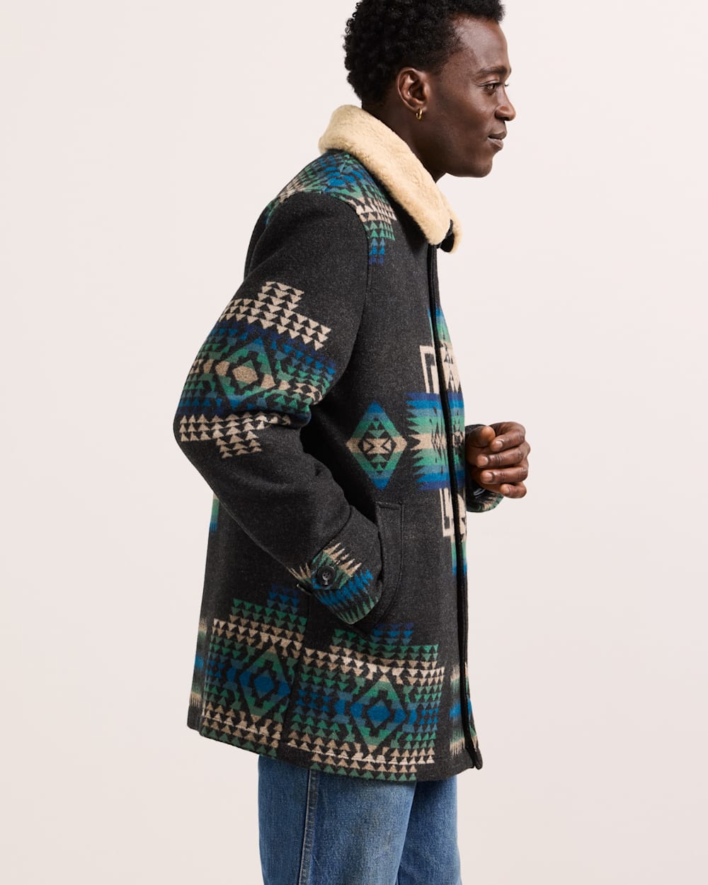 ALTERNATE VIEW OF MEN'S BROWNSVILLE SHEARLING COLLAR COAT IN CHIEF JOSEPH OXFORD image number 3