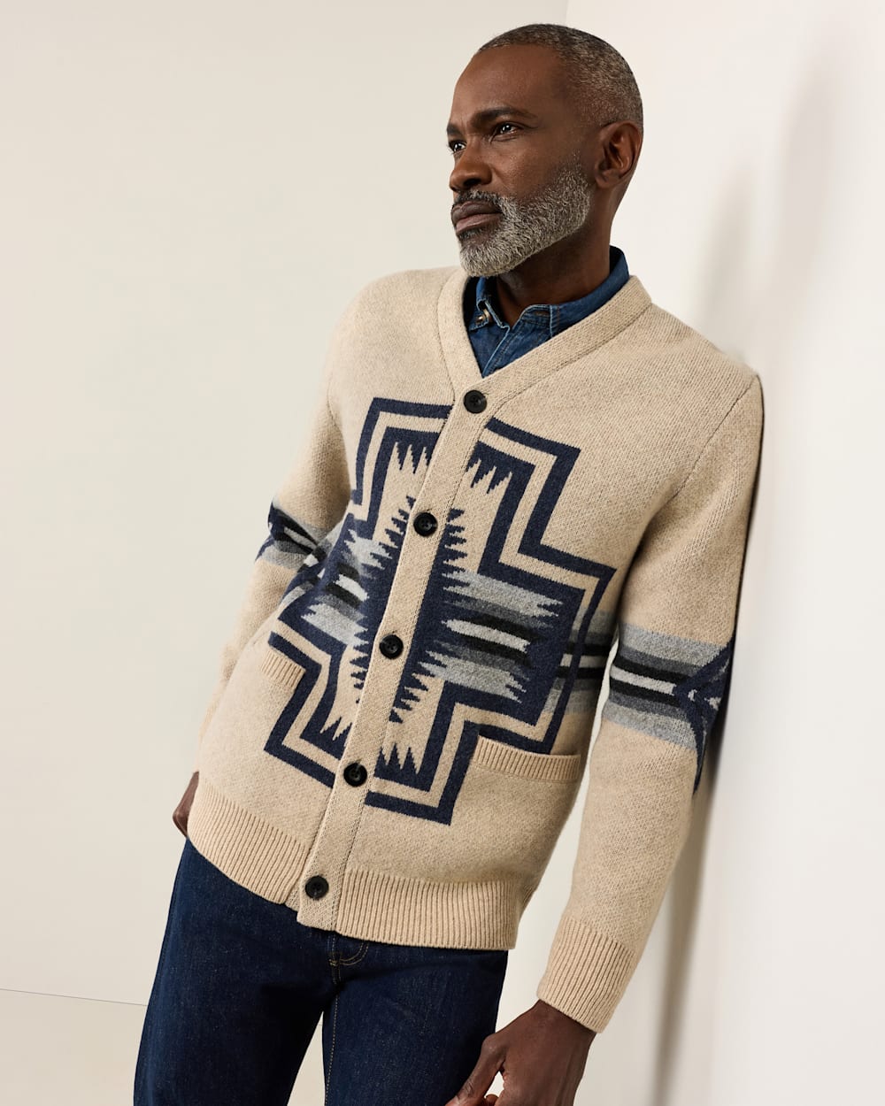 ALTERNATE VIEW OF MEN'S HARDING LAMBSWOOL CARDIGAN IN OATMEAL image number 2