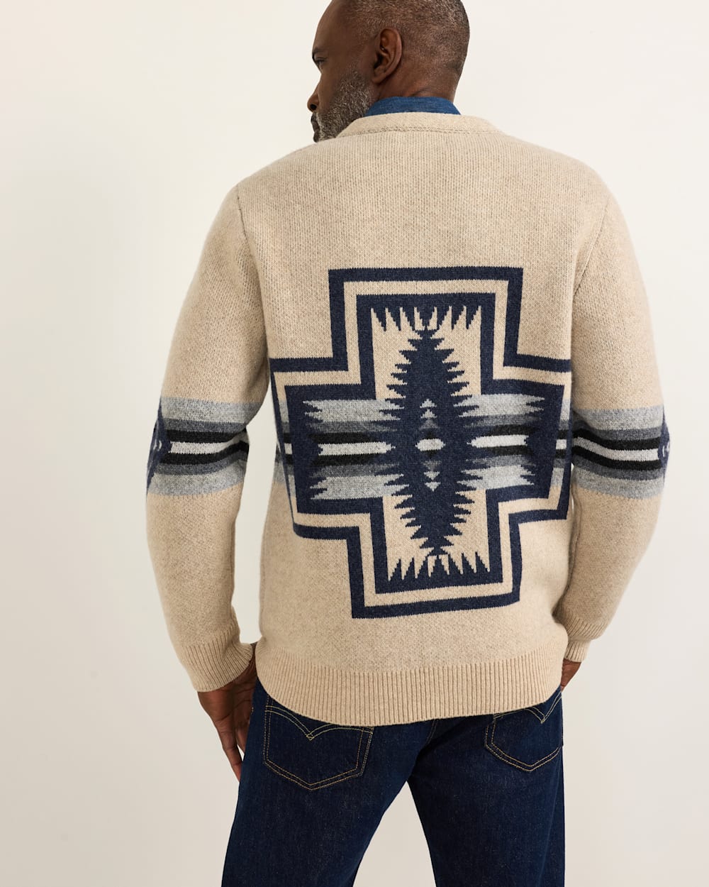 ALTERNATE VIEW OF MEN'S HARDING LAMBSWOOL CARDIGAN IN OATMEAL image number 4
