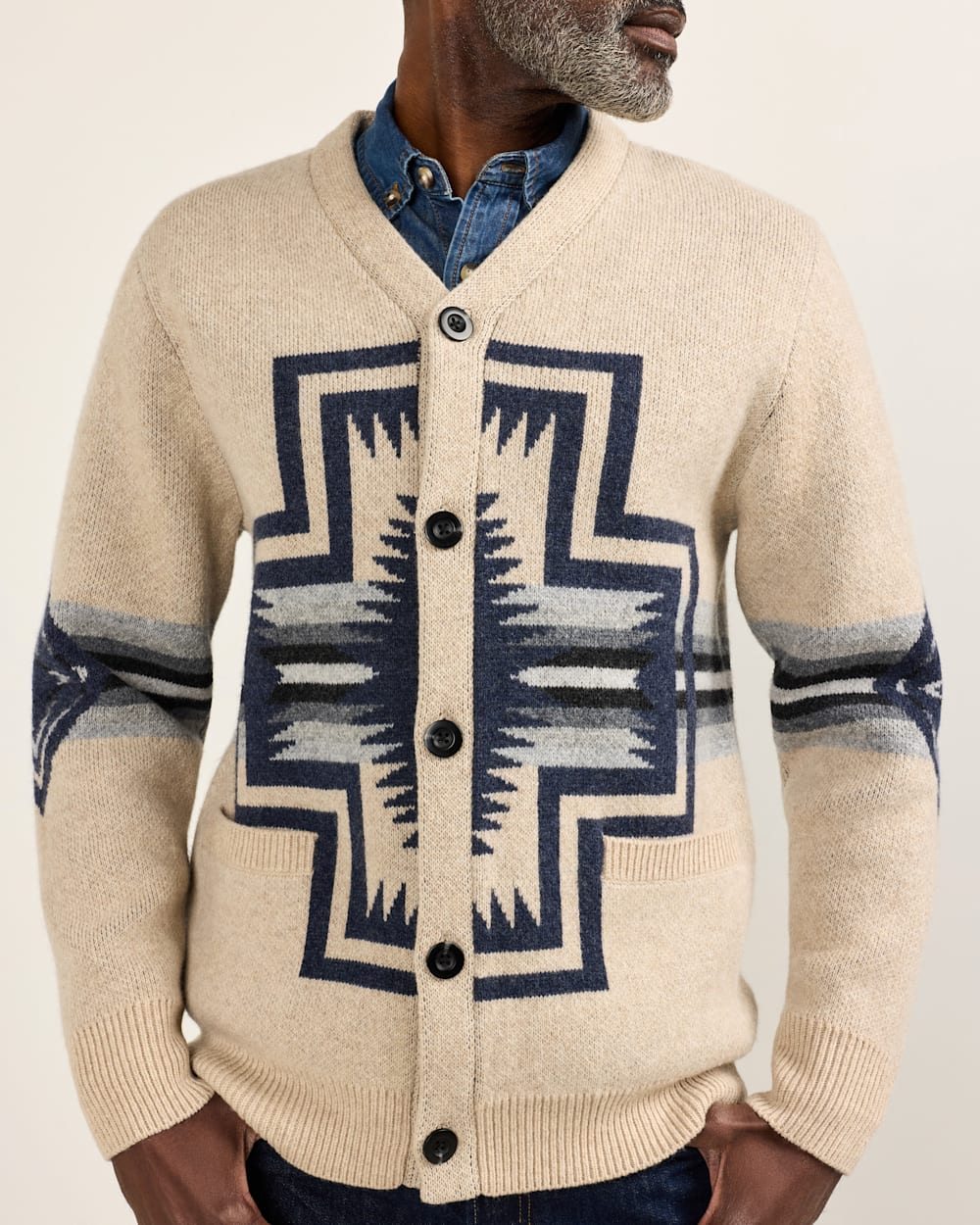 ALTERNATE VIEW OF MEN'S HARDING LAMBSWOOL CARDIGAN IN OATMEAL image number 5