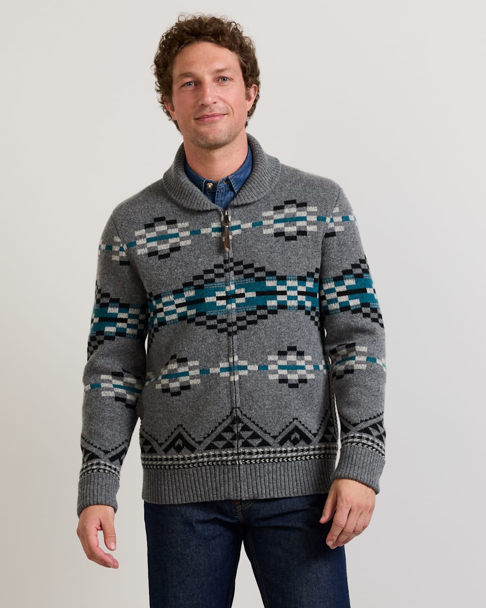 ALTERNATE VIEW OF MEN'S LOST TRAIL LAMBSWOOL ZIP CARDIGAN IN CHARCOAL image number 3