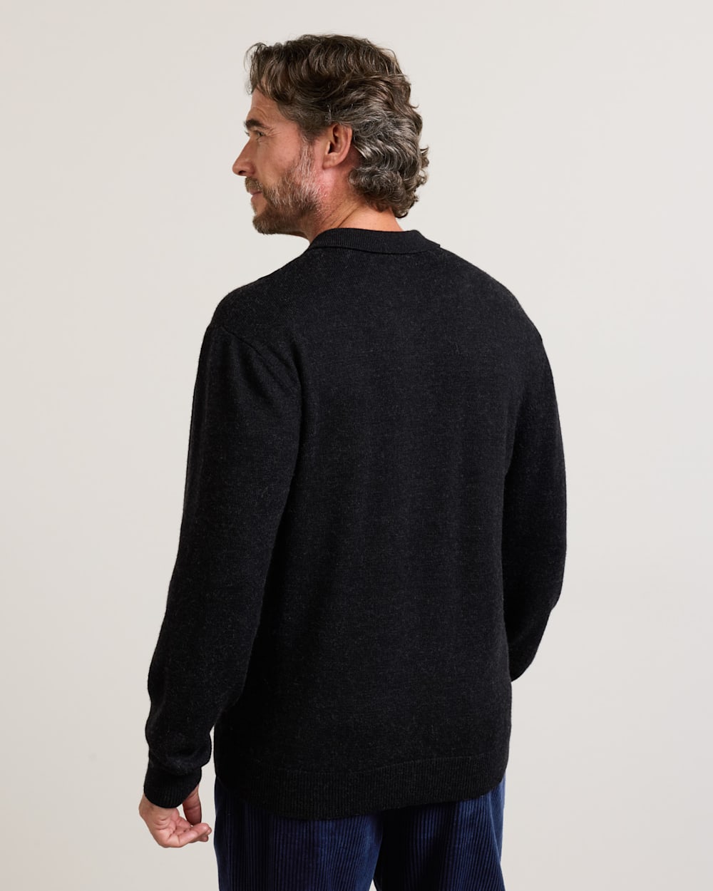 ALTERNATE VIEW OF MEN'S MERINO POLO SWEATER IN BLACK HEATHER image number 5