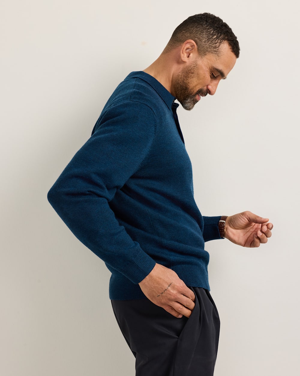 ALTERNATE VIEW OF MEN'S MERINO POLO SWEATER IN NAVY HEATHER image number 3