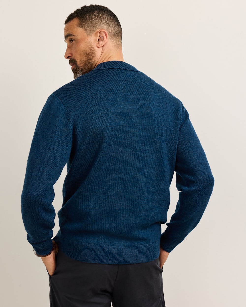 ALTERNATE VIEW OF MEN'S MERINO POLO SWEATER IN NAVY HEATHER image number 4