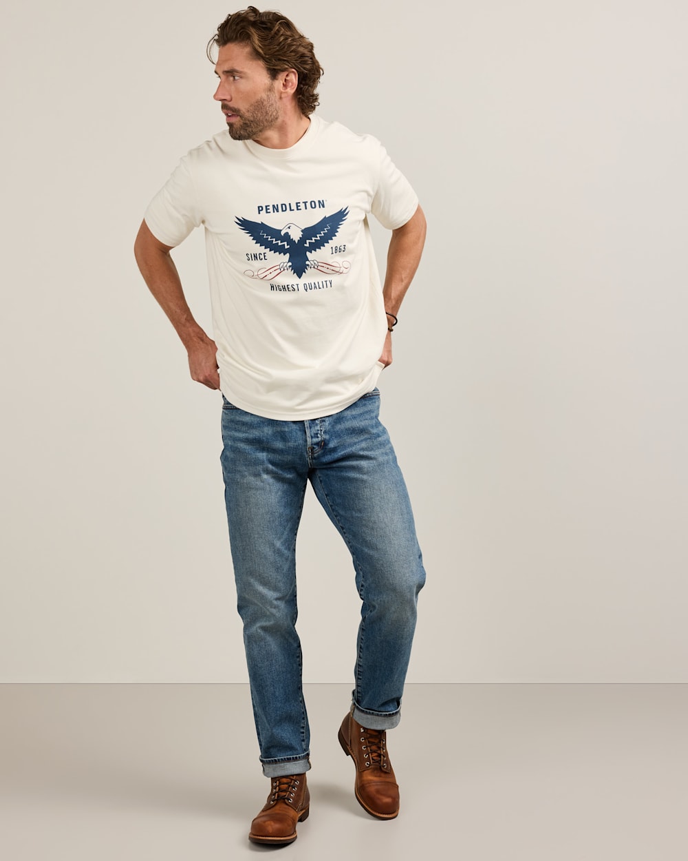 ALTERNATE VIEW OF MEN'S SHORT-SLEEVE DESCHUTES EAGLE GRAPHIC TEE IN WHITE/NAVY image number 5