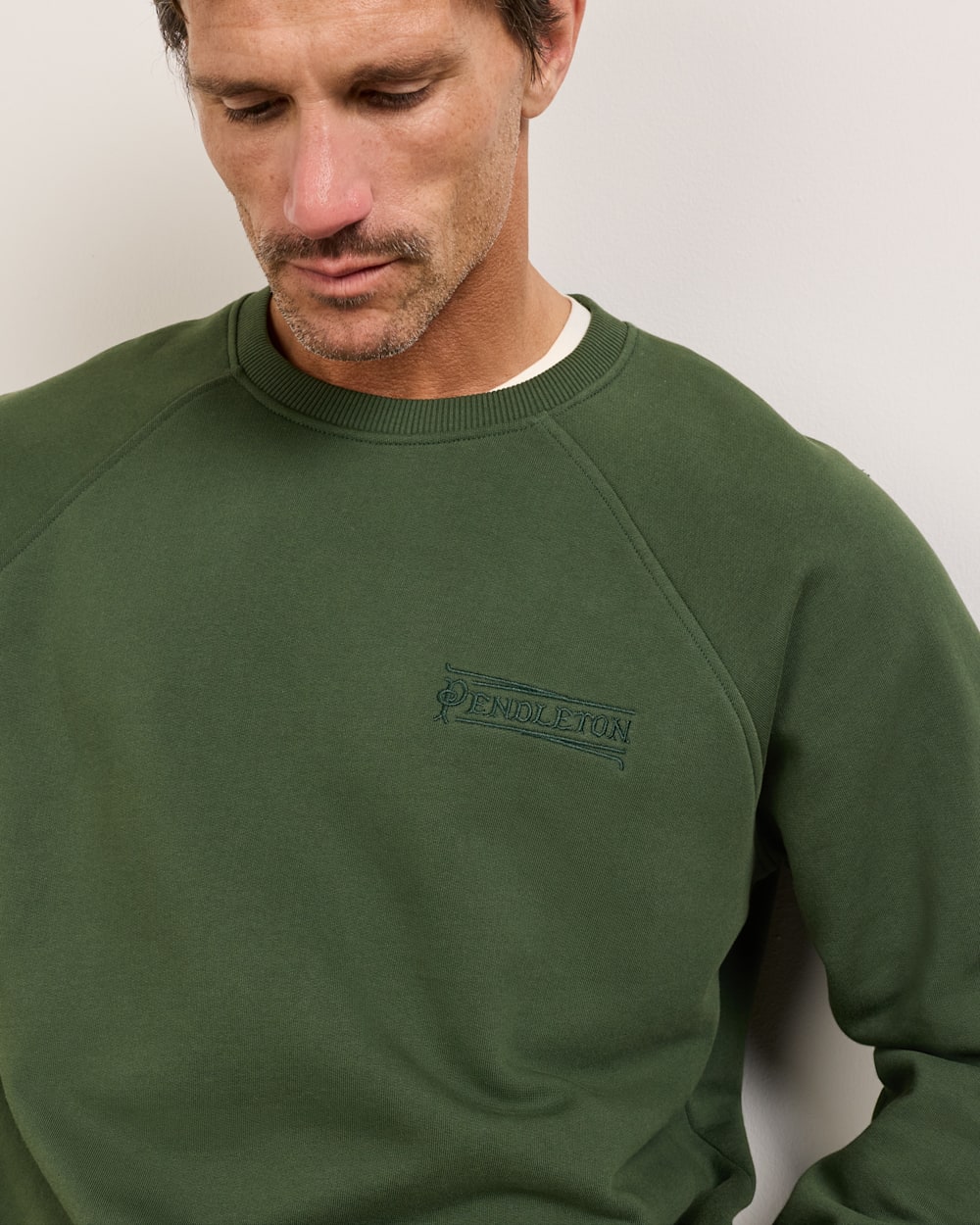 ALTERNATE VIEW OF MEN'S FRENCH TERRY CREWNECK SWEATSHIRT IN ELM image number 4