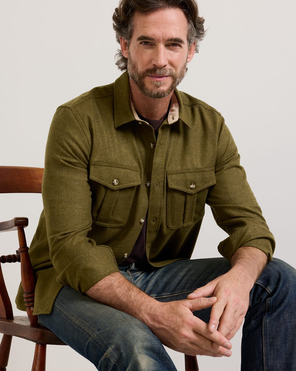 ALTERNATE VIEW OF MEN'S SCOUT SHIRT IN GREEN MIX image number 6