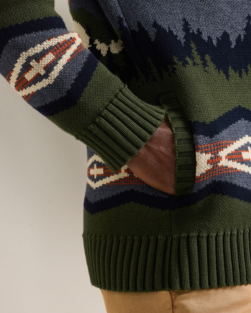 ALTERNATE VIEW OF MEN'S MOUNTAIN COTTON CARDIGAN IN BLUE MULTI image number 4