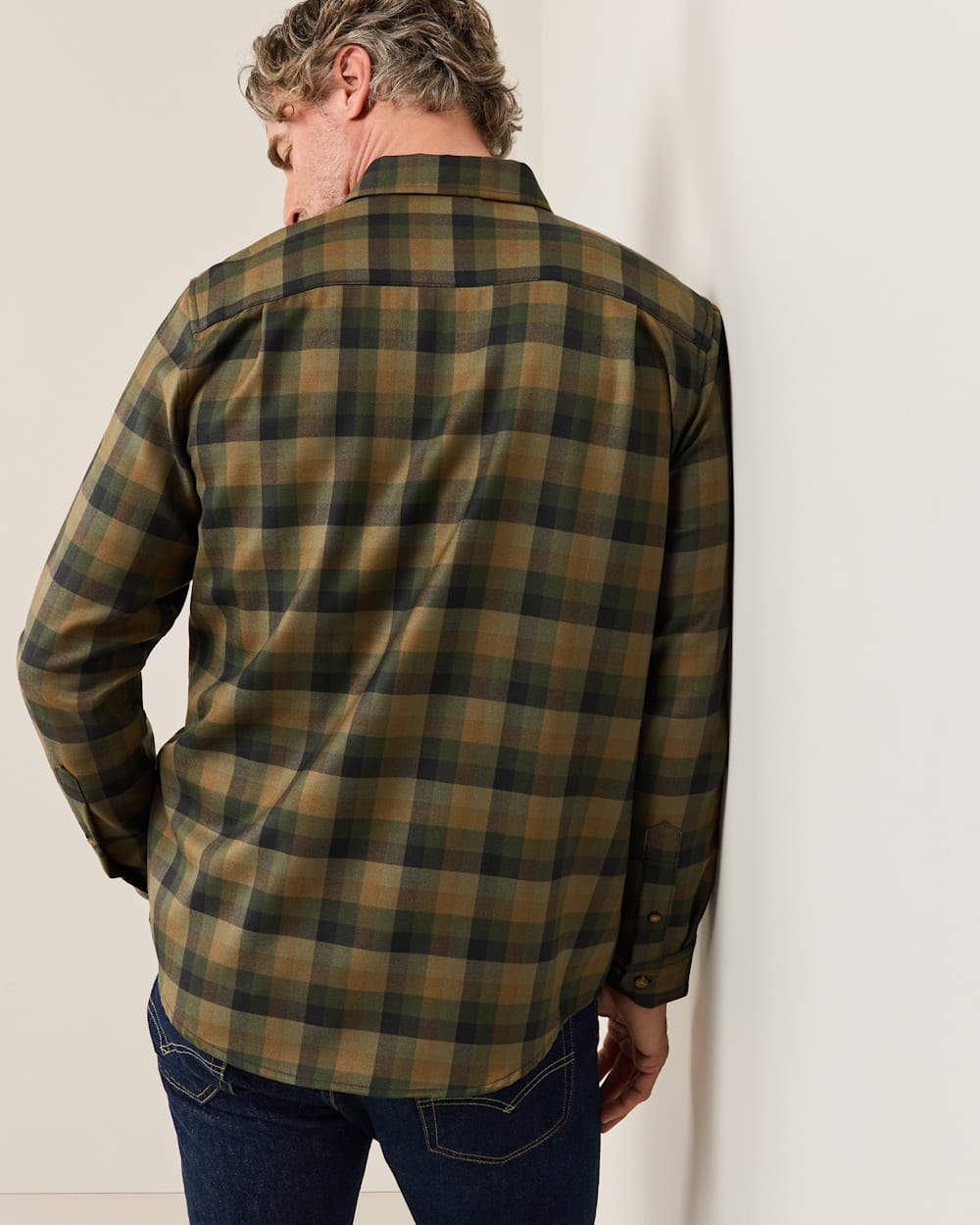 ALTERNATE VIEW OF MEN'S PLAID MILL MERINO SHIRT IN OLIVE CHECK image number 3