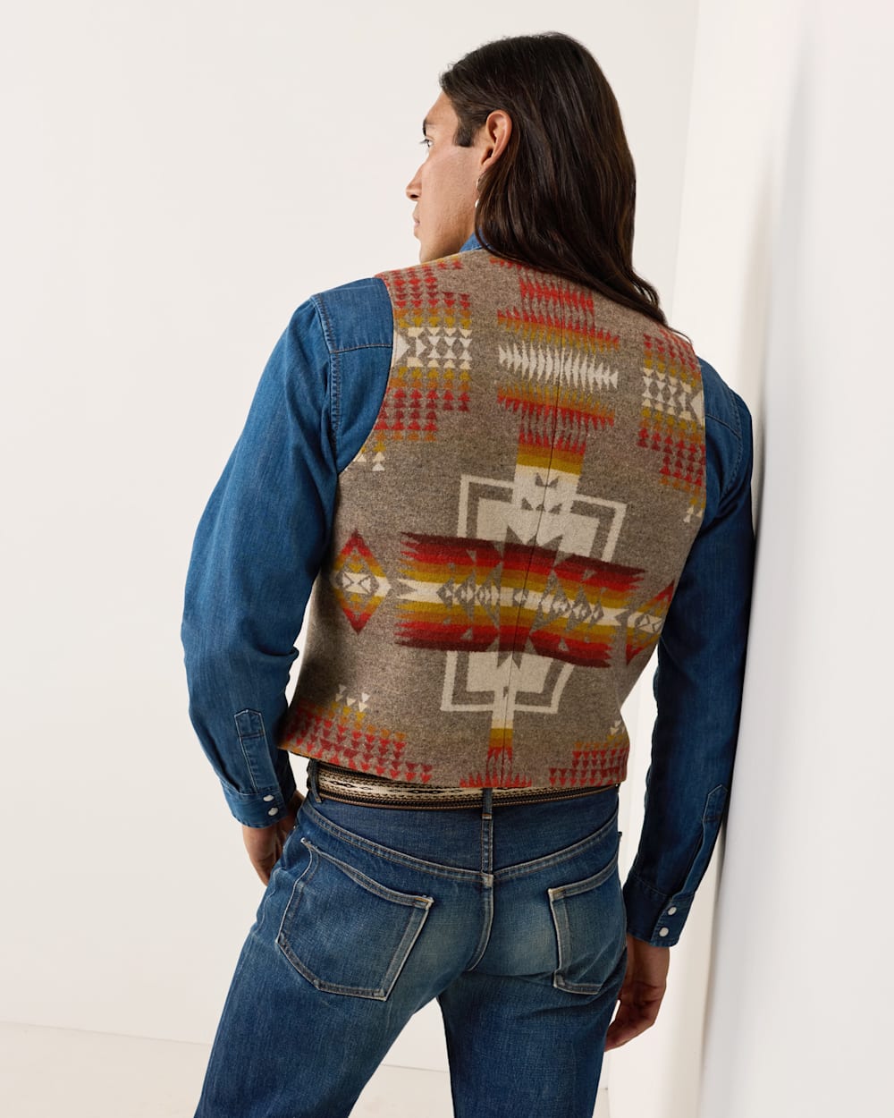 ALTERNATE VIEW OF MEN'S WESTERN VEST IN TAUPE CHIEF JOSEPH image number 2