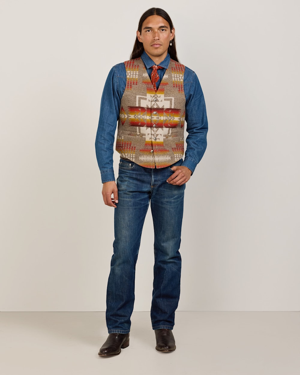 ALTERNATE VIEW OF MEN'S WESTERN VEST IN TAUPE CHIEF JOSEPH image number 5