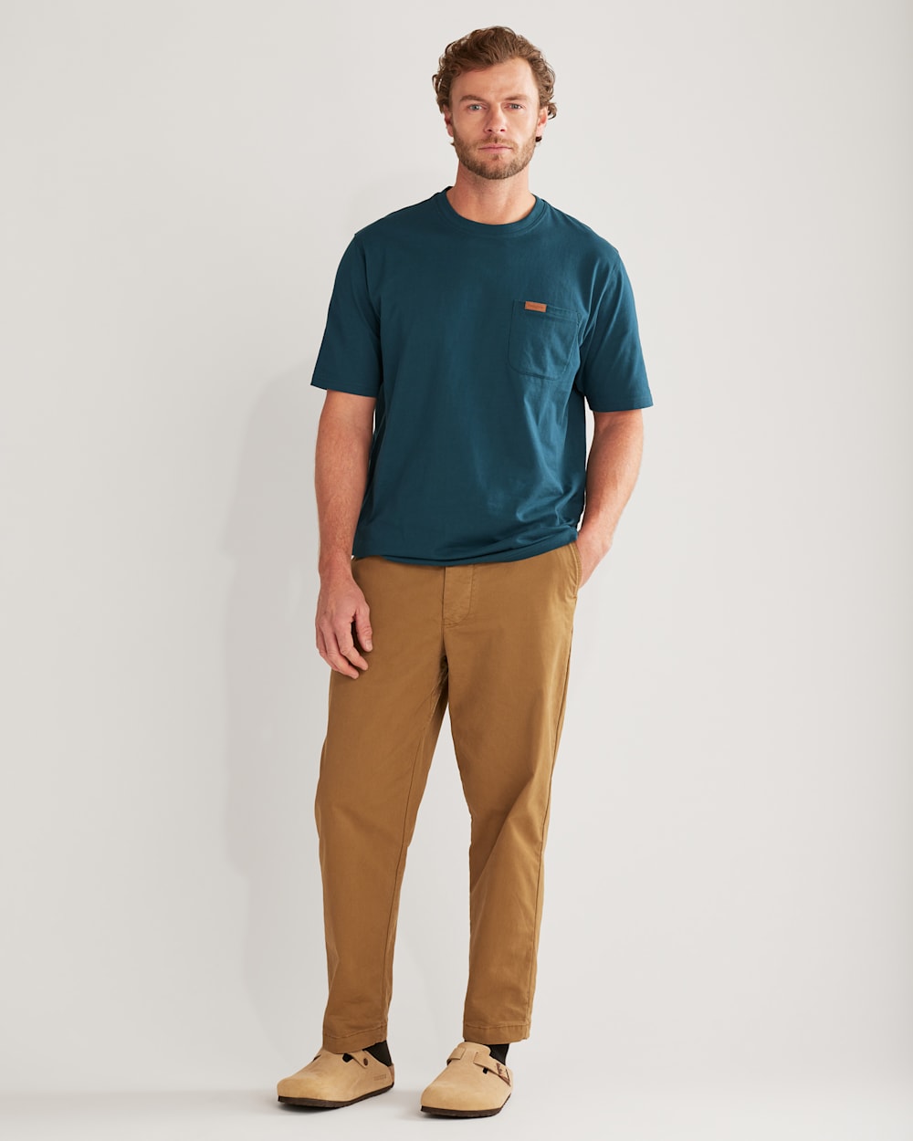 MEN'S SHORT-SLEEVE DESCHUTES POCKET TEE IN DEEP BLUE image number 1