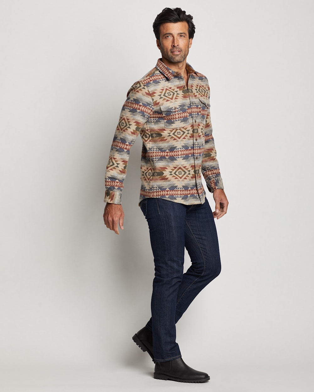 ALTERNATE VIEW OF MEN'S LA PINE SHIRT IN TAN SMITH ROCK image number 3