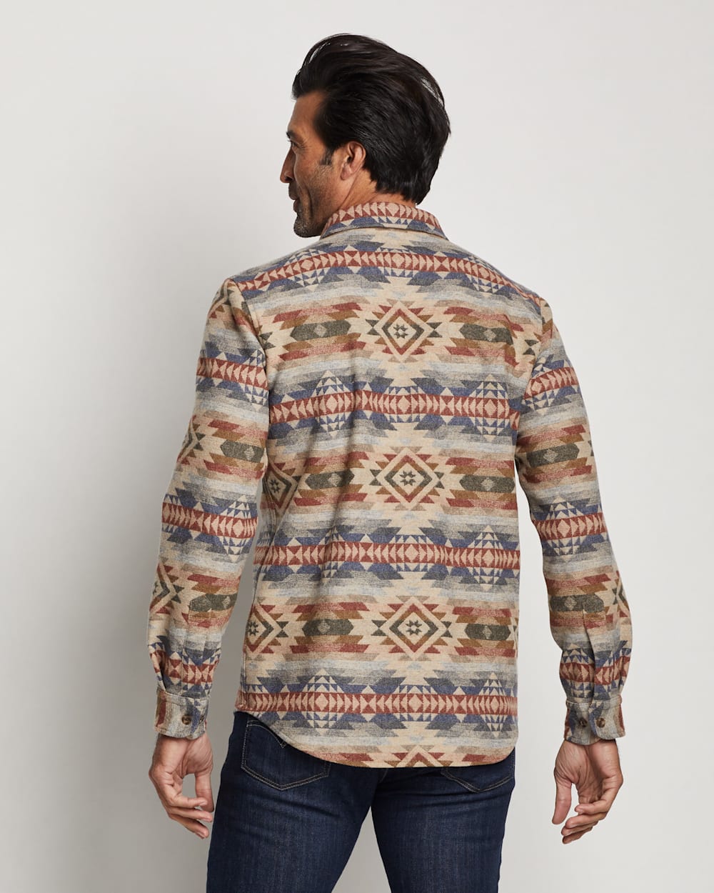 BACK VIEW OF MEN'S LA PINE SHIRT IN TAN SMITH ROCK image number 5