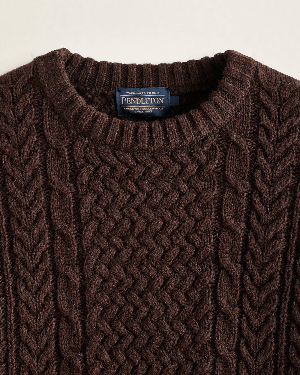 気質アップ Pendleton Mens' Wool Fisherman Sweater in Espresso Heather トップス