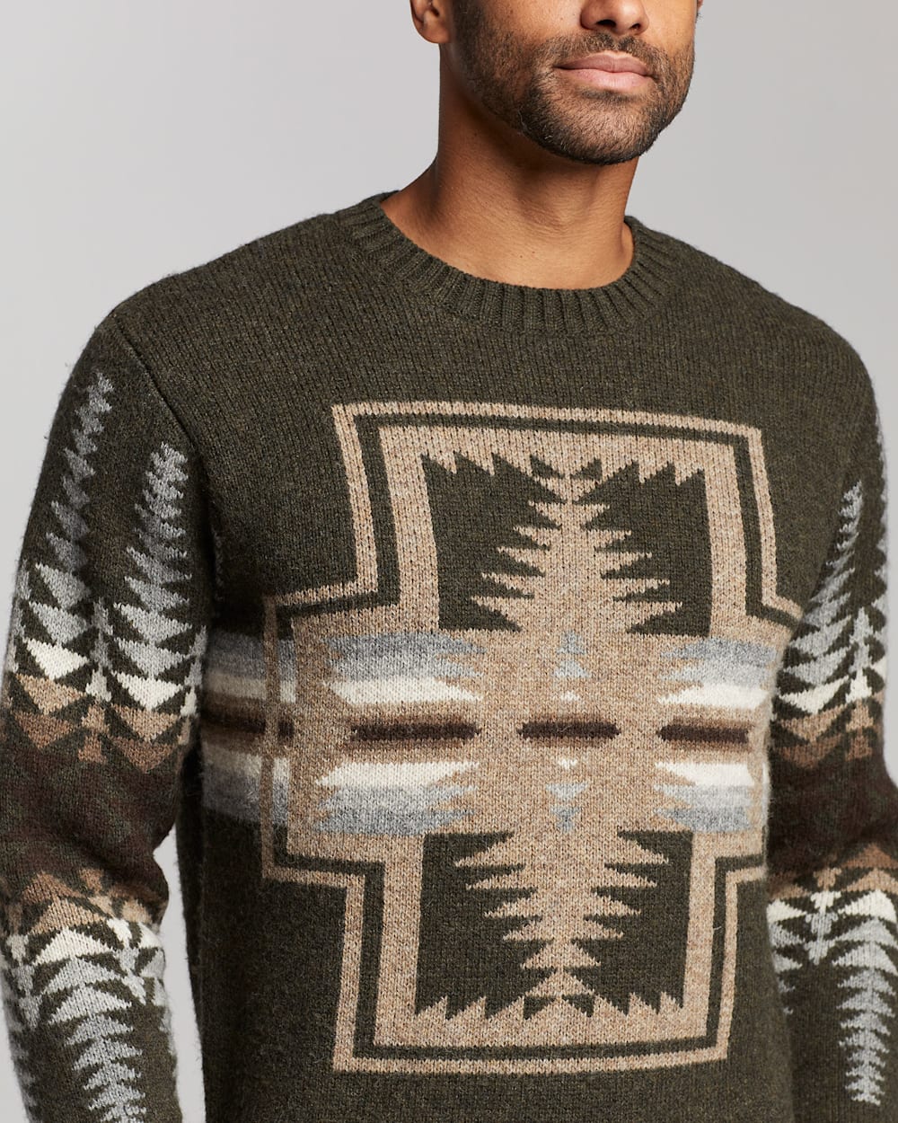 トップス PENDLETON HARDING CREWNECK KNIT Pendleton Shetland Harding Crewneck Sweater in Green