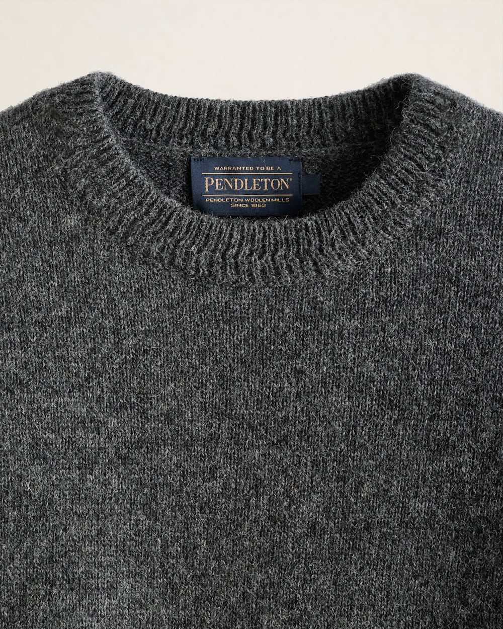 ALTERNATE VIEW OF MEN'S SHETLAND COLLECTION SWEATER IN CHARCOAL image number 2