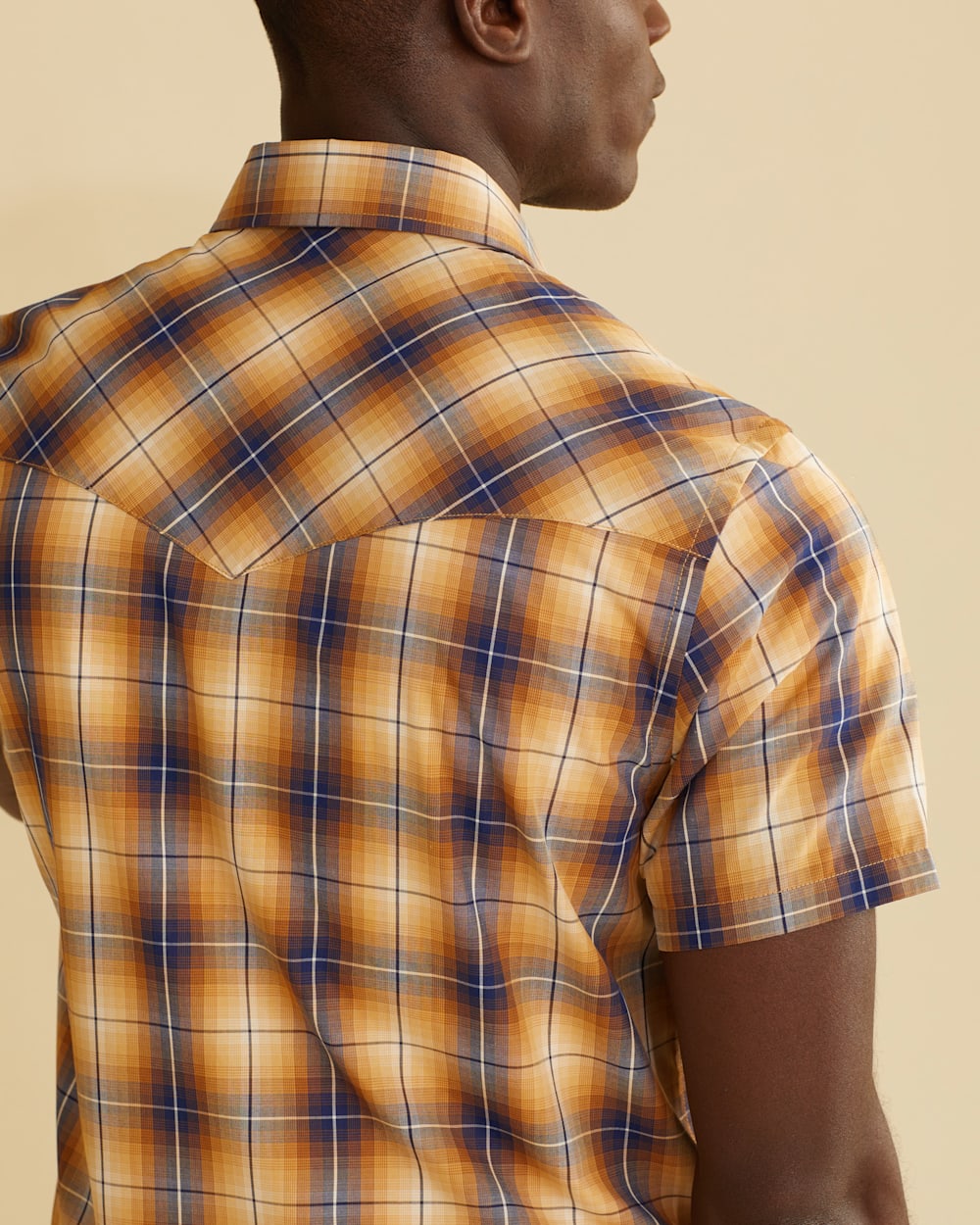 ALTERNATE VIEW OF MEN'S SHORT-SLEEVE FRONTIER SHIRT IN COPPER/BLUE OMBRE image number 5