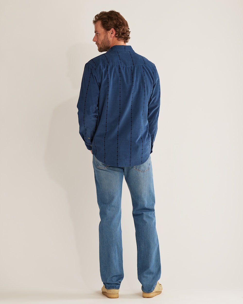 ALTERNATE VIEW OF MEN�S WYATT SNAP-FRONT CORDUROY SHIRT IN DENIM BLUE image number 3