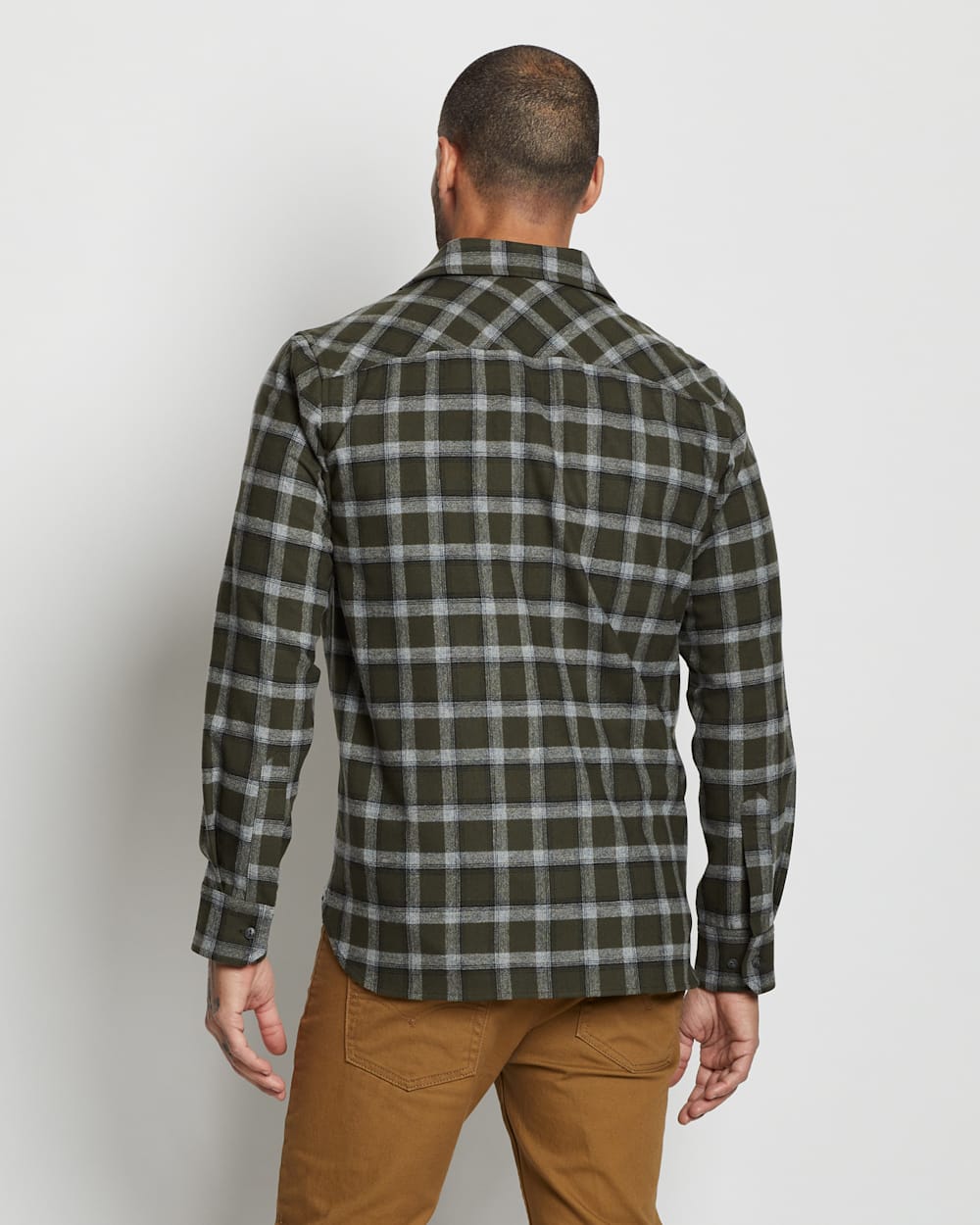 ALTERNATE VIEW OF MEN'S ULTRALUXE MERINO SHIRT IN GREEN/GREY PLAID image number 5