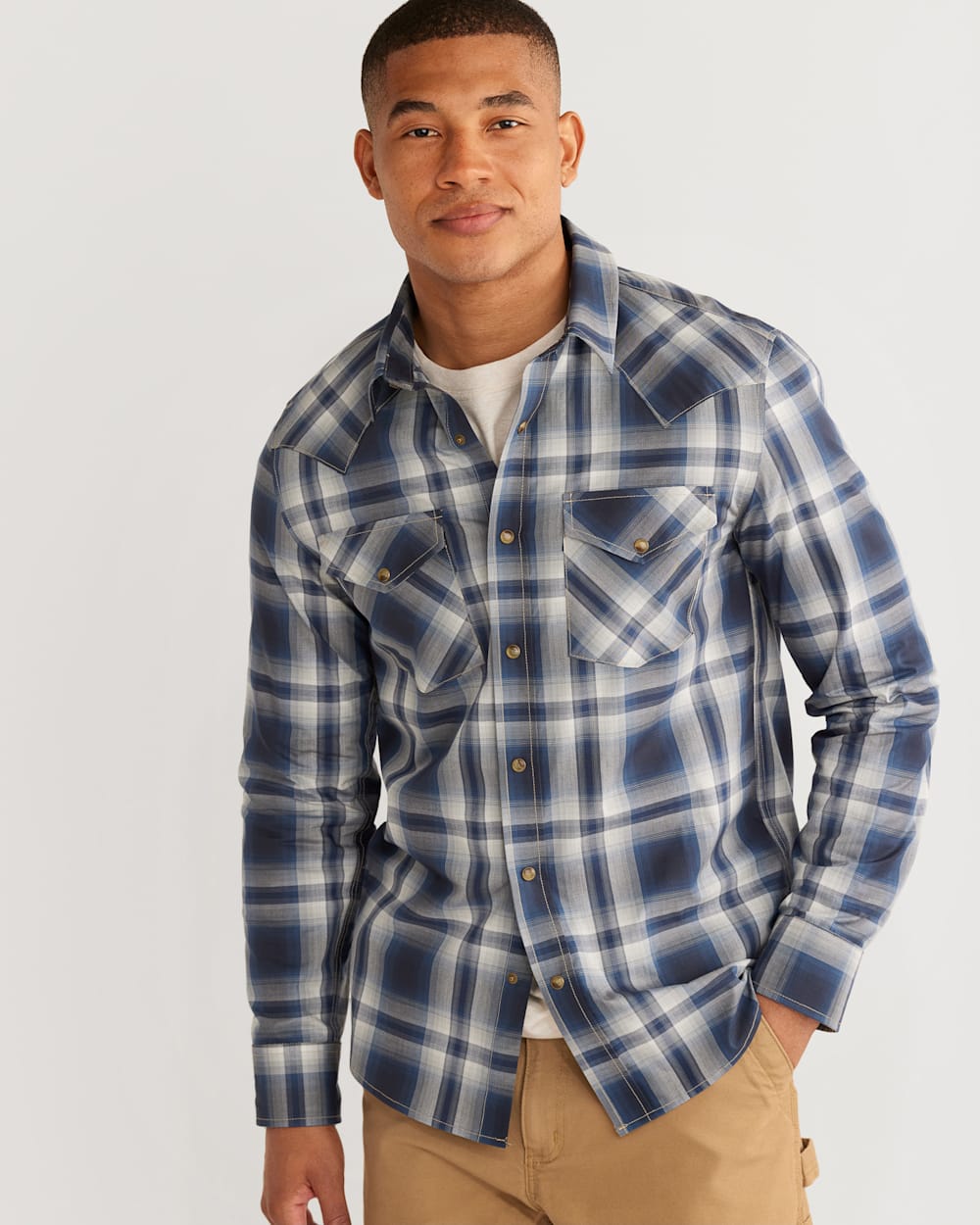 ALTERNATE VIEW OF MEN'S LONG-SLEEVE BISHOP COTTON SHIRT IN INDIGO/MARINE/WHITE PLAID image number 4