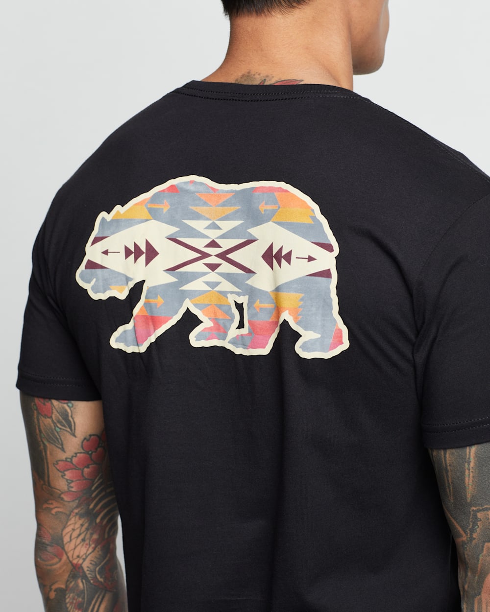 ALTERNATE VIEW OF MEN'S TUCSON BEAR GRAPHIC TEE IN BLACK/MULTI image number 2