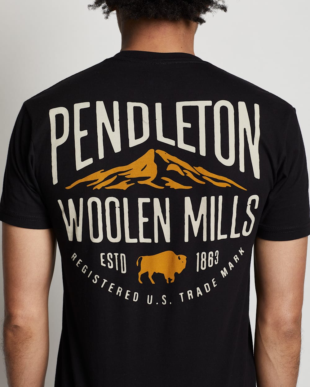 ALTERNATE VIEW OF MEN'S OVERSIZED LOGO GRAPHIC TEE IN BLACK/WHITE image number 3