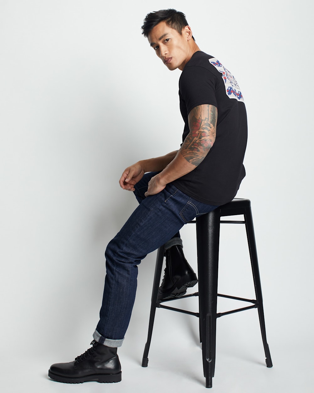 ALTERNATE VIEW OF MEN'S TECOPA HILLS LOGO GRAPHIC TEE IN BLACK/MULTI image number 5