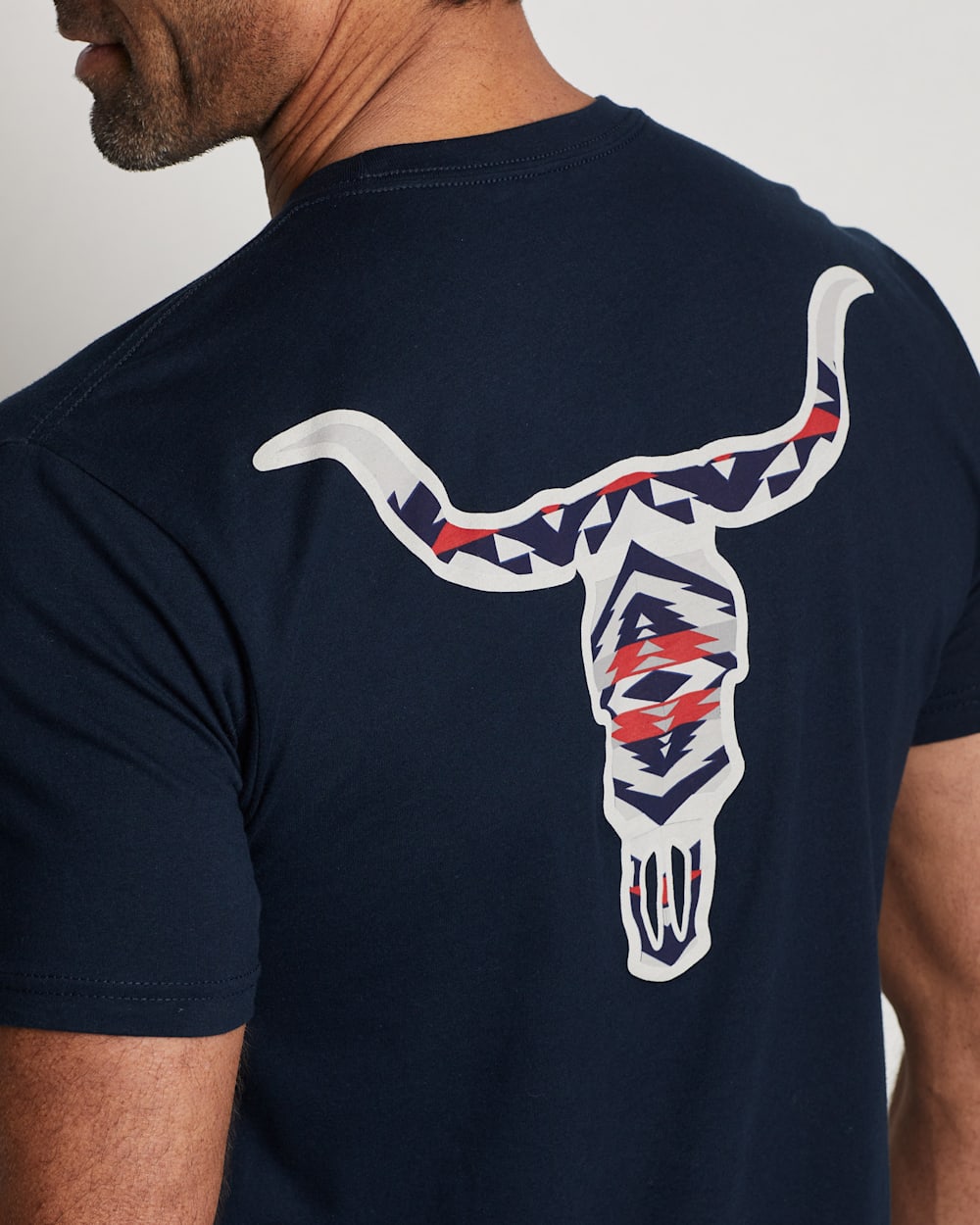 ALTERNATE VIEW OF MEN'S TECOPA HILLS LONGHORN GRAPHIC TEE IN MIDNIGHT NAVY/WHITE image number 2