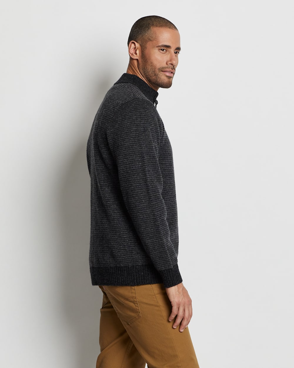 ALTERNATE VIEW OF MEN'S SHETLAND HALF-ZIP SWEATER IN CHARCOAL/BLACK image number 3