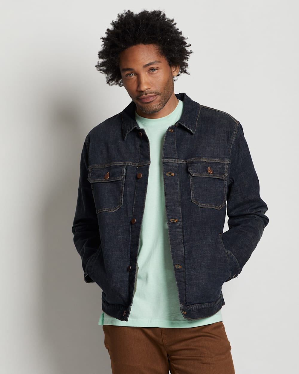 ALTERNATE VIEW OF MEN'S BLUE DENIM JACKET IN DENIM BLUE/SUMMIT PEAK image number 3