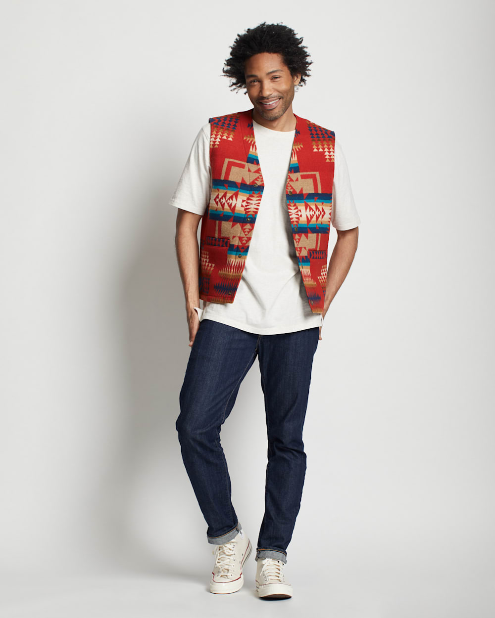 MEN'S QUILTED SNAP VEST IN RED CHIEF JOSEPH image number 1