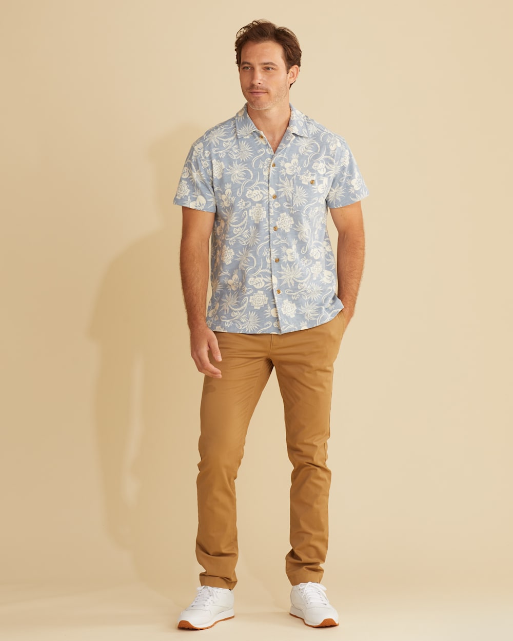 MEN'S SHORT-SLEEVE WAYSIDE KNIT SHIRT IN SURF BLUE image number 1