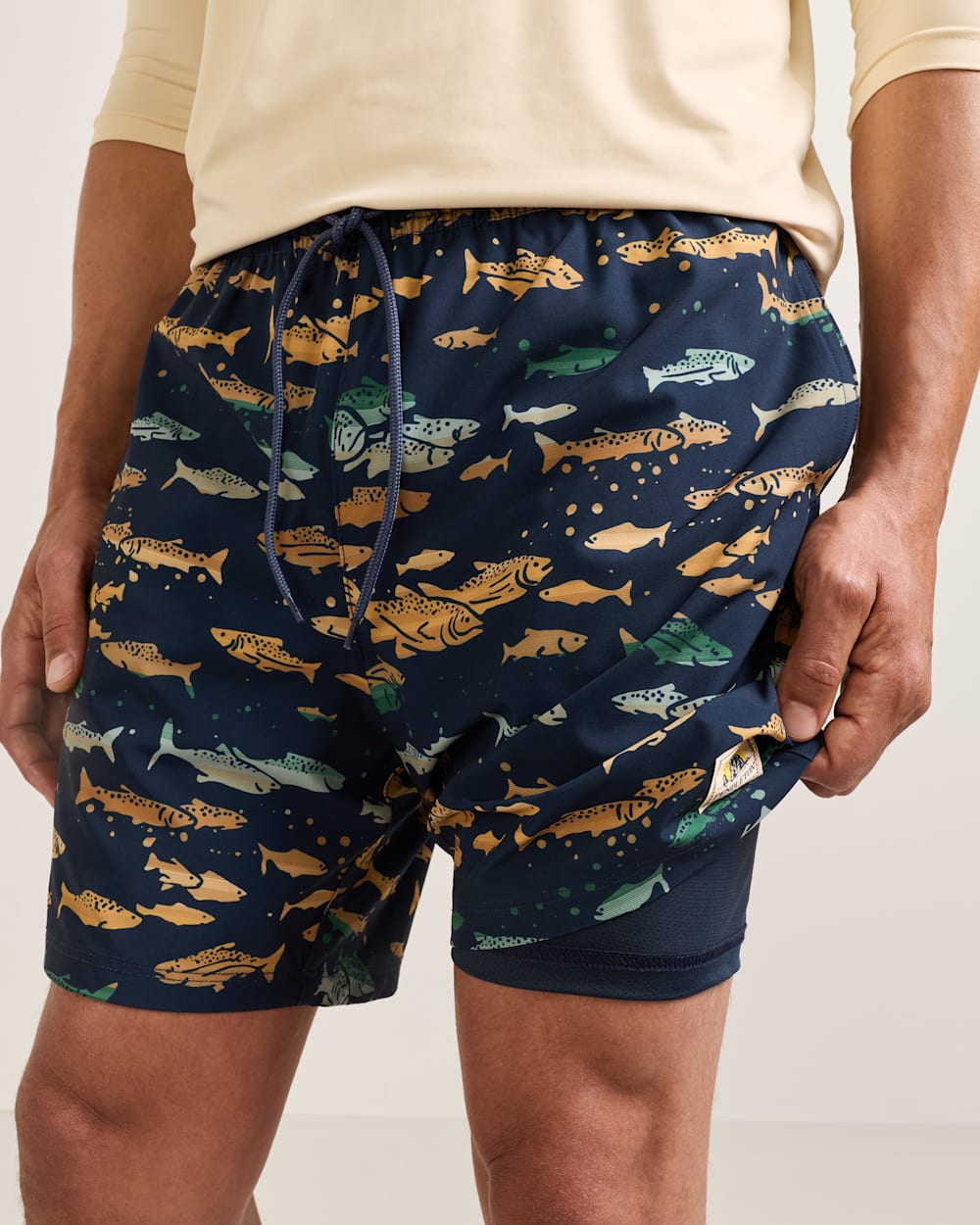 ALTERNATE VIEW OF SALMON FALLS SHORESIDE PACK-N-GO SWIM TRUNKS IN SALMON FALLS image number 3