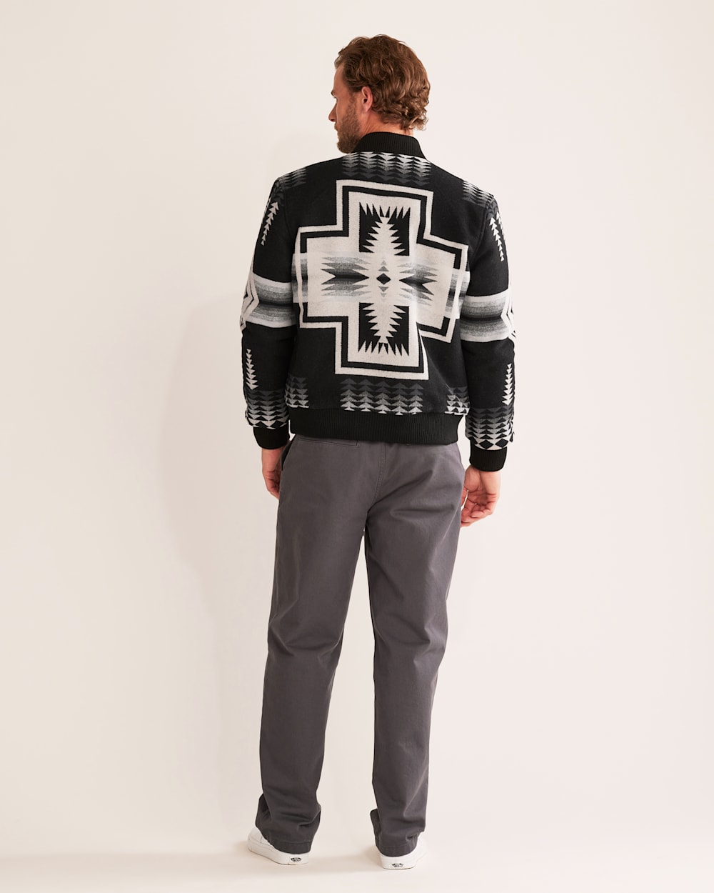 Stay Warm Stylish with Men s Gorge Wool Jacket Pendleton