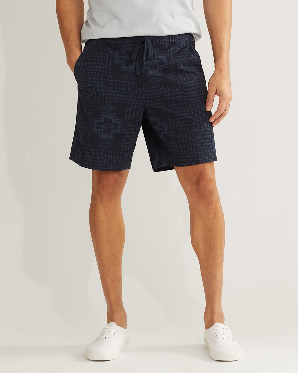 MEN'S CRUISER SHORTS IN INDIGO HARDING image number 1