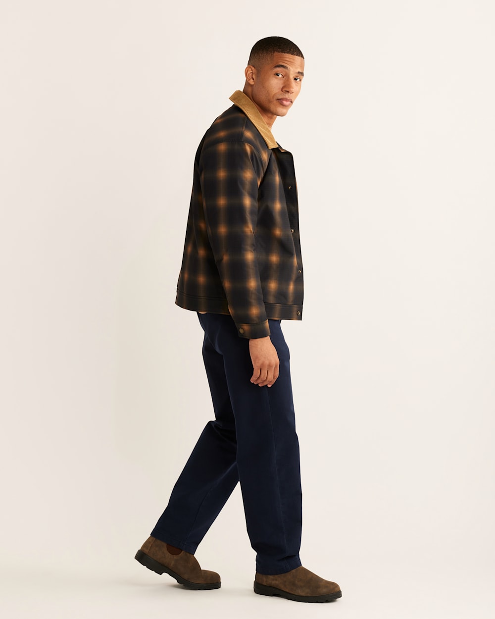 ALTERNATE VIEW OF MEN'S PEDRO STADIUM TRUCKER JACKET IN NAVY GOLD PLAID image number 2