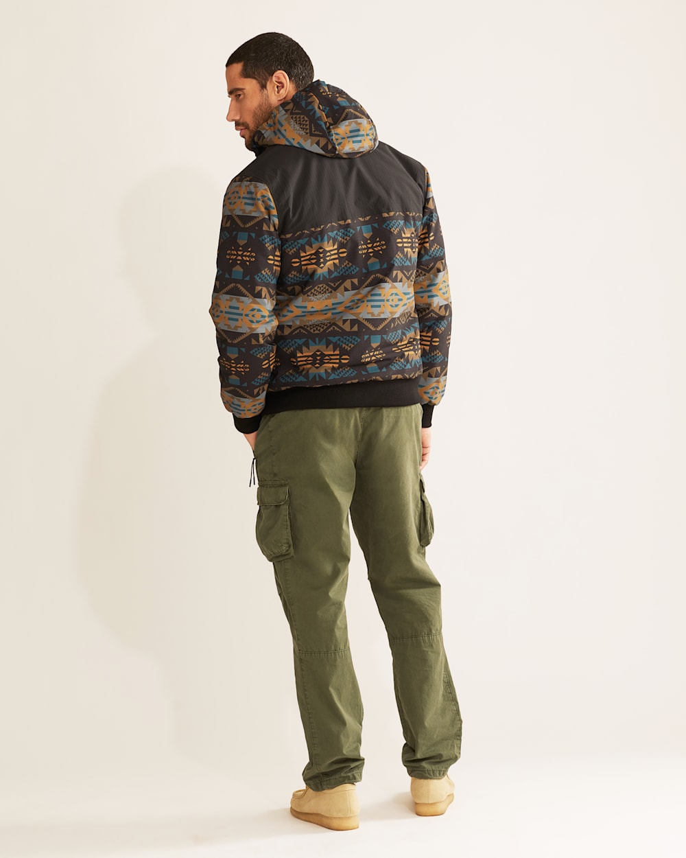 ALTERNATE VIEW OF MEN'S BOW PASS HOODED JACKET IN BLACK/BLUE JOURNEY WEST image number 3