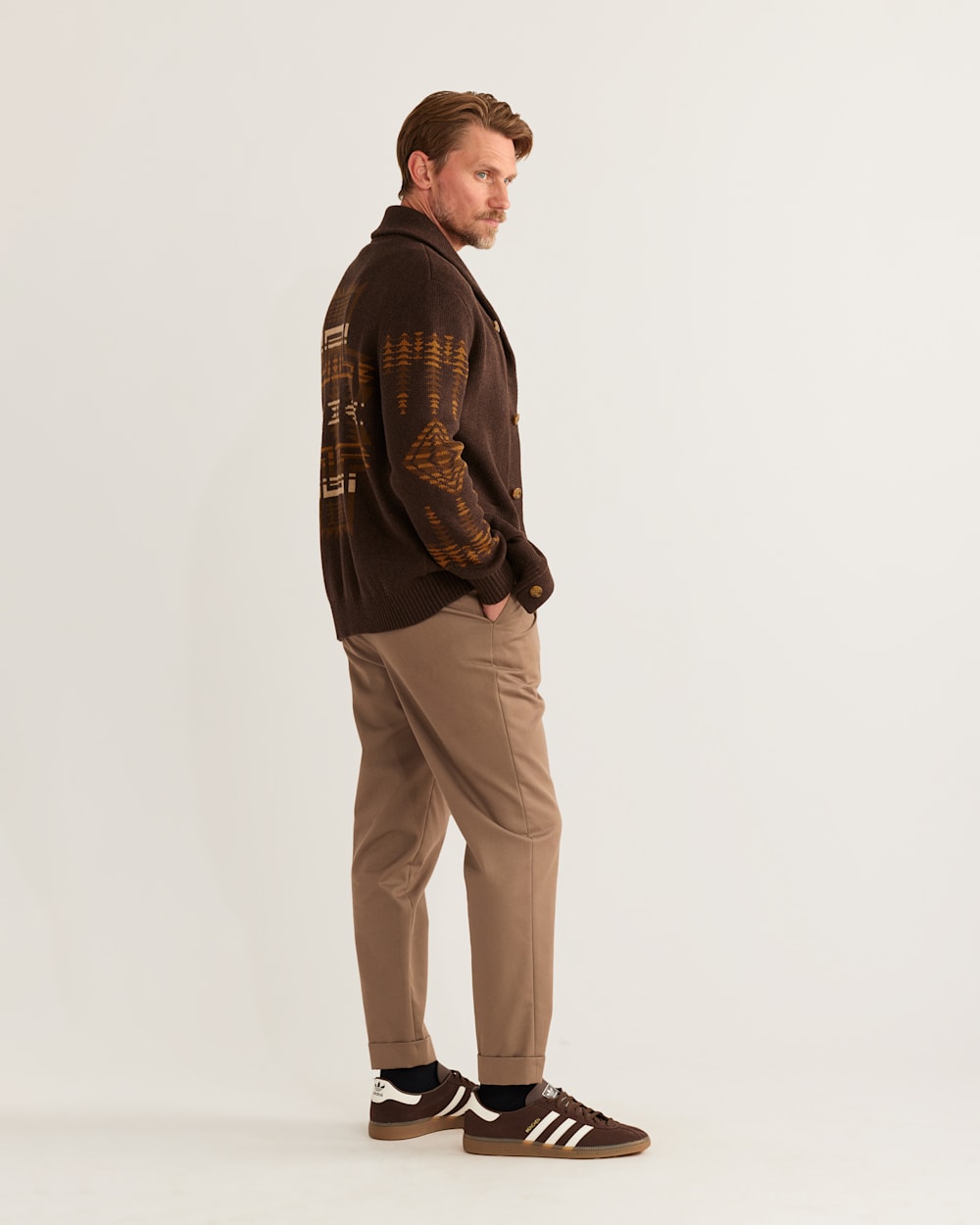 ALTERNATE VIEW OF MEN'S HARDING COTTON CARDIGAN IN BROWN image number 2