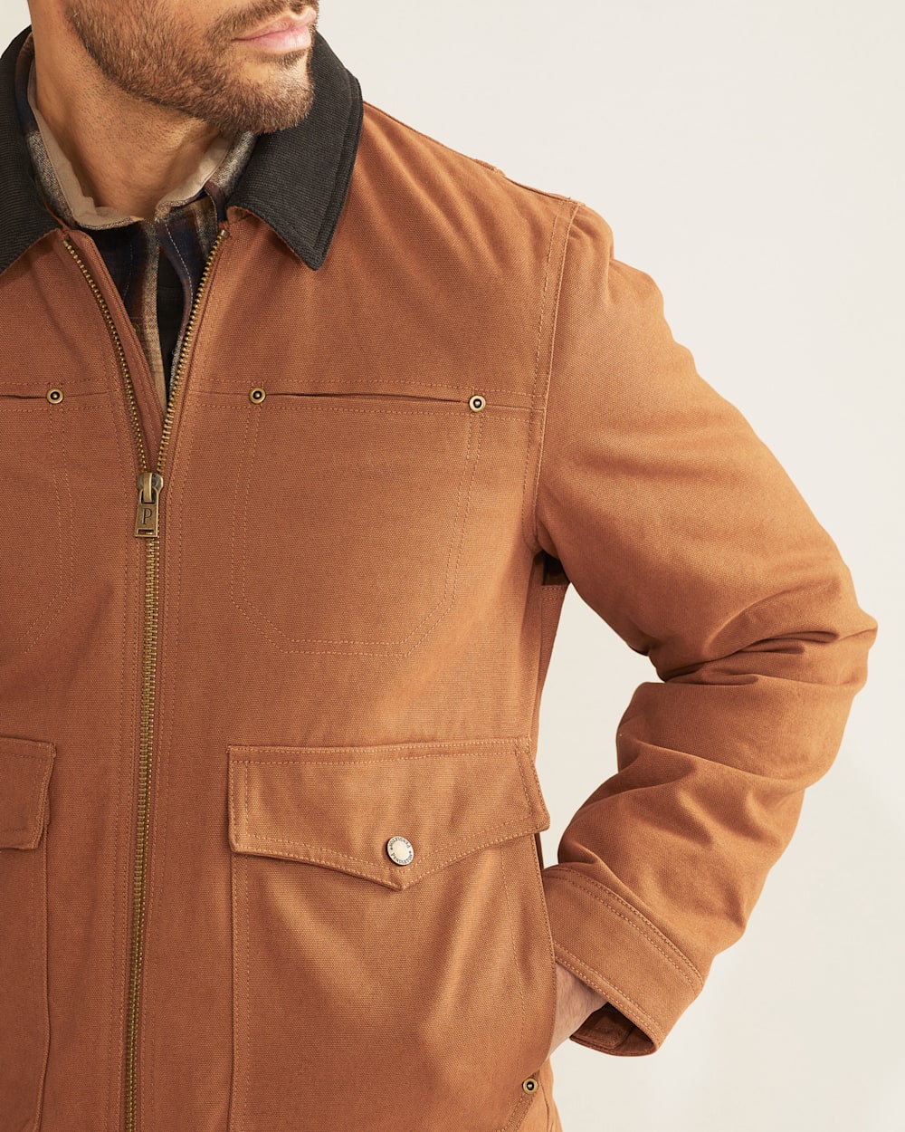 ALTERNATE VIEW OF MEN'S CARSON CITY CANVAS BARN COAT IN WHISKEY image number 4