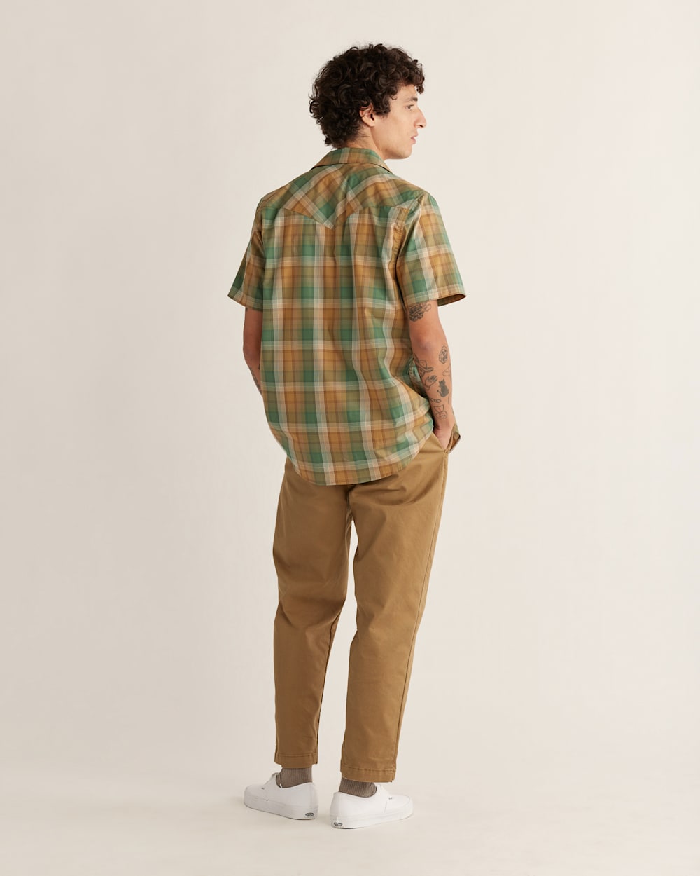 ALTERNATE VIEW OF MEN'S SHORT-SLEEVE BISHOP COTTON SHIRT IN GREEN/GOLD/TAN PLAID image number 3