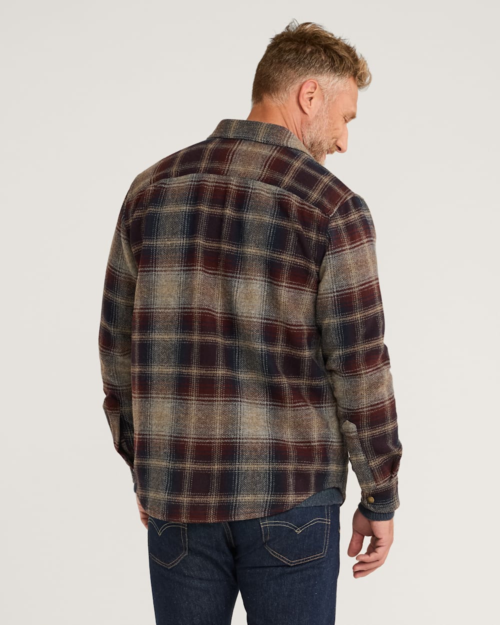 ALTERNATE VIEW OF MEN'S PLAID FOREST SHIRT JACKET IN MAROON/NAVY image number 3