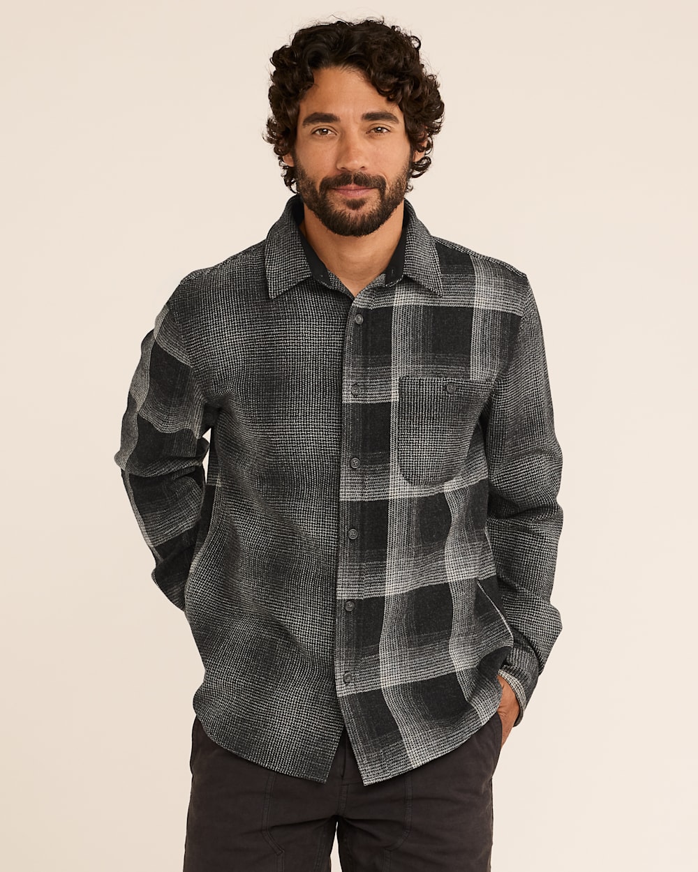 MEN'S CENTENNIAL PLAID SHIRT IN OXFORD/GREY MIX OMBRE image number 1