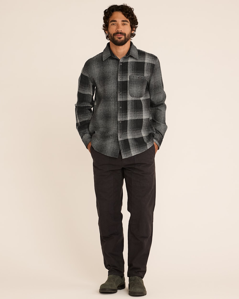 ALTERNATE VIEW OF MEN'S CENTENNIAL PLAID SHIRT IN OXFORD/GREY MIX OMBRE image number 6