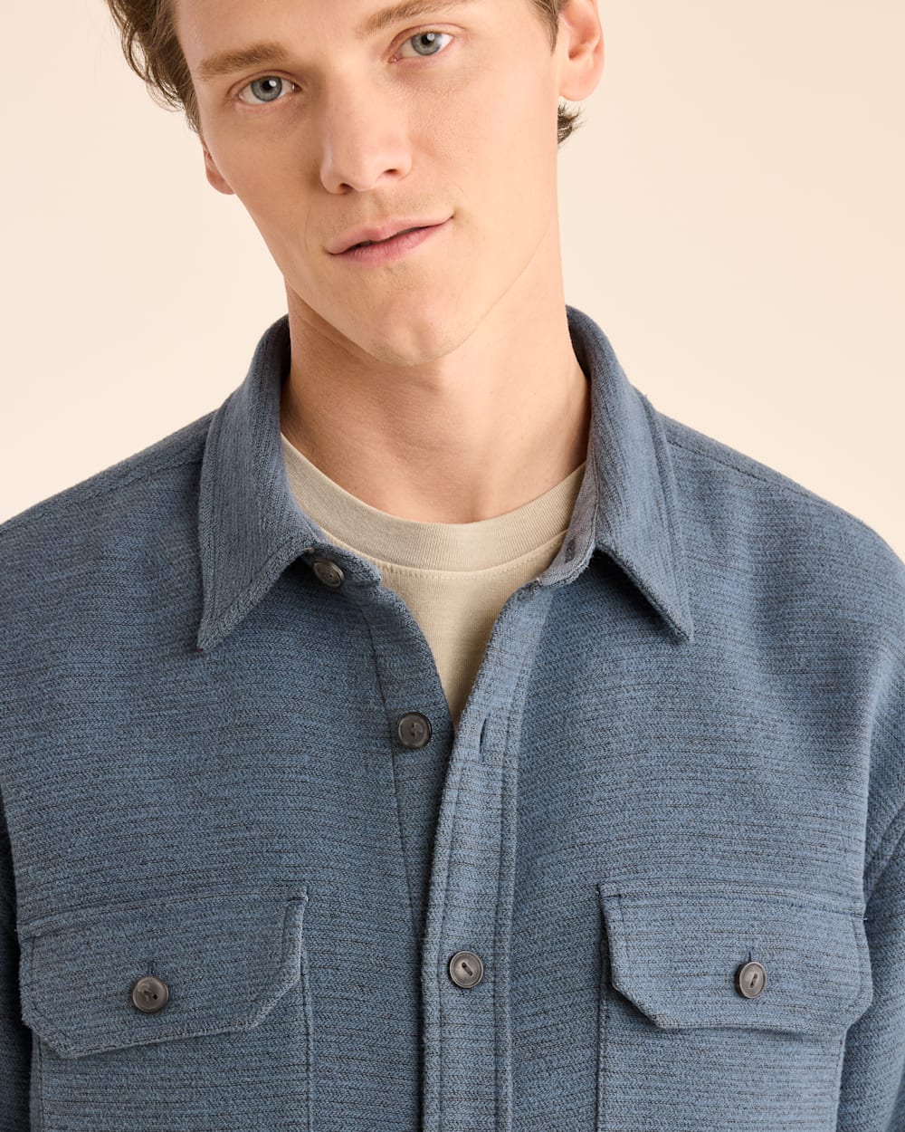 ALTERNATE VIEW OF MEN'S DOUBLESOFT DRIFTWOOD SHIRT IN DENIM BLUE image number 4